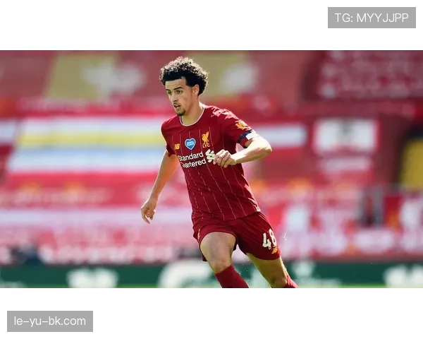 罗宾逊关键发挥助球队逆转，英超赛场再掀高潮