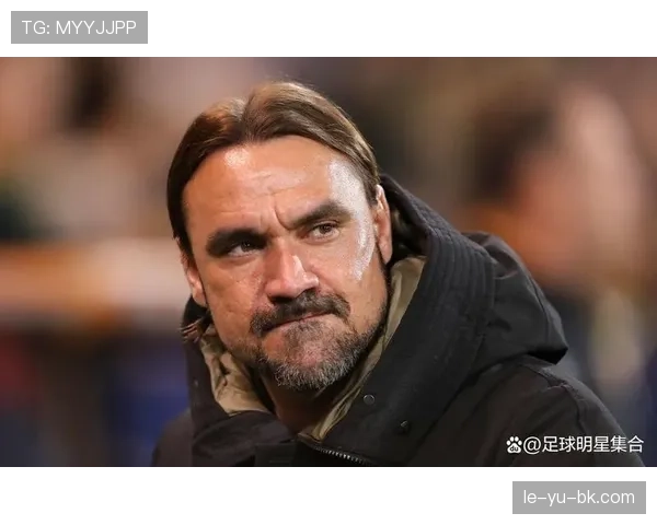 利兹联主帅战术风格解析：高位逼抢与快速转换持续推进