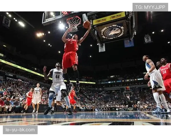 佩科维奇篮下单打效率提升显著 助力球队内线攻防转型