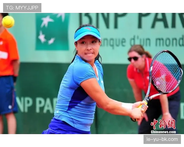 彭帅赛场上冷静，私下居然这样的对比，普通人根本想不到她的另一面